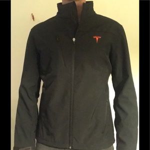****TESLA JACKET NWOT SLEEK AND LIGHTWEIGHT****